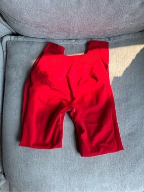 Alphalete Amplify Red leggings